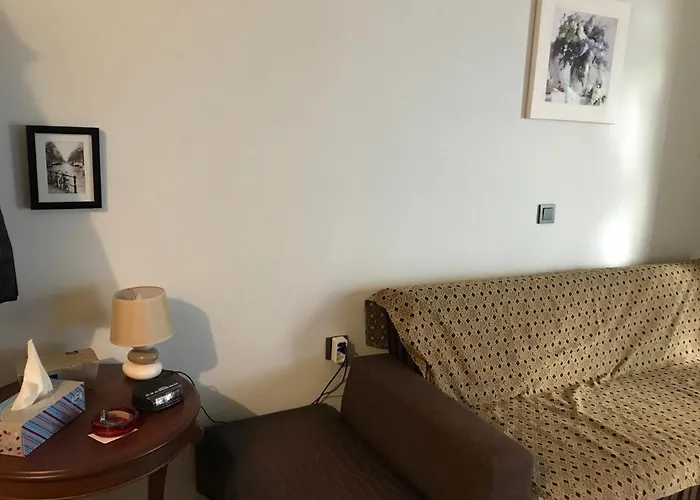 Kanarian 1a Loutráki